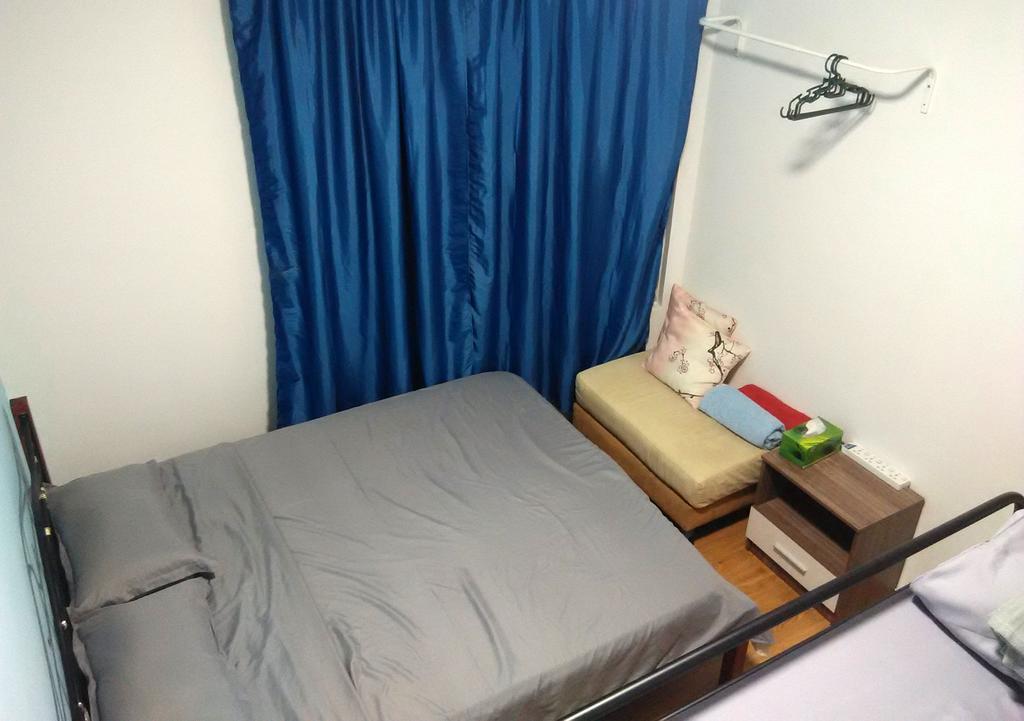 Moon Eleven Hostel Near Klia & Klia2 เซปัง ภายนอก รูปภาพ