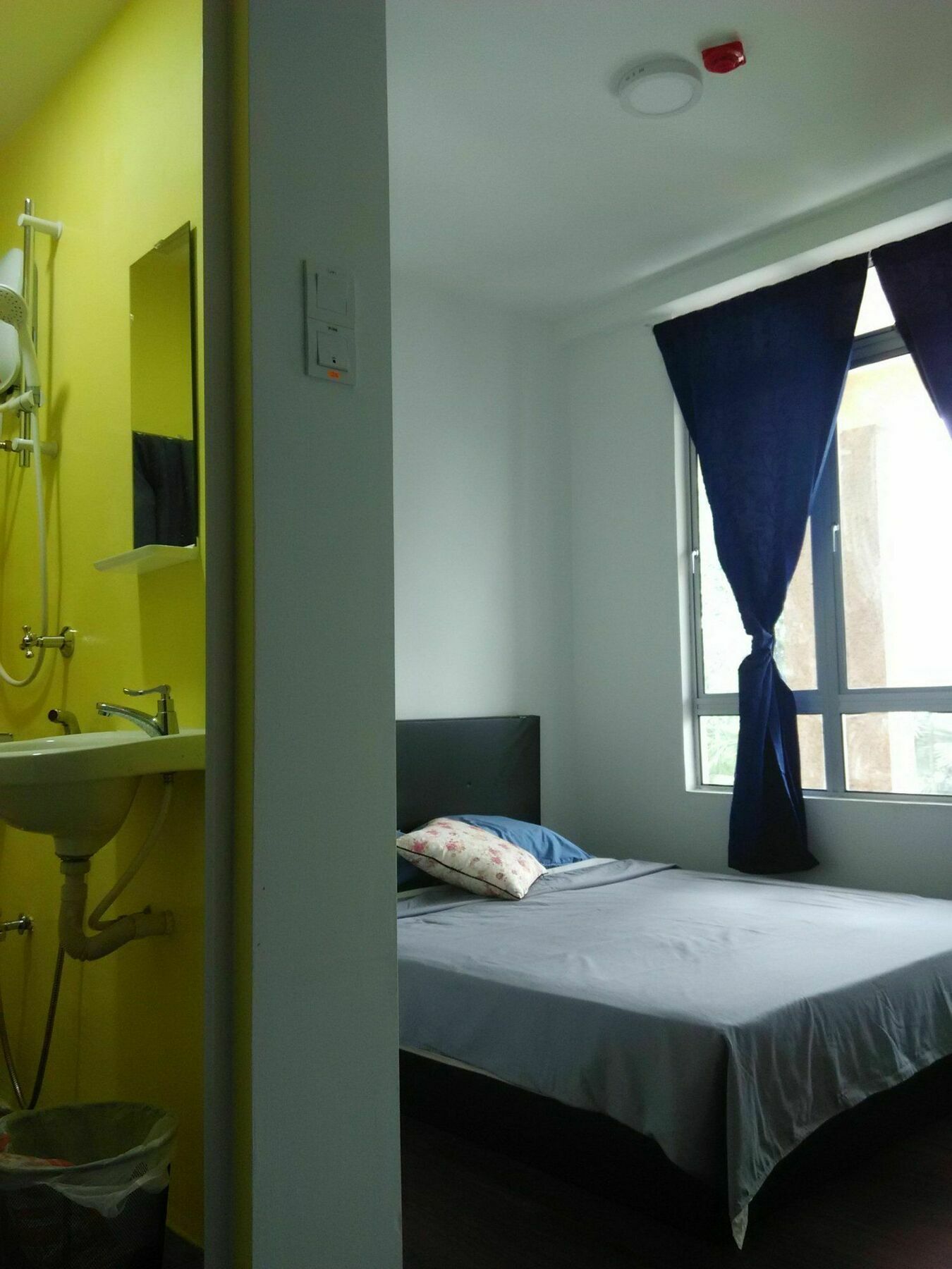 Moon Eleven Hostel Near Klia & Klia2 เซปัง ภายนอก รูปภาพ